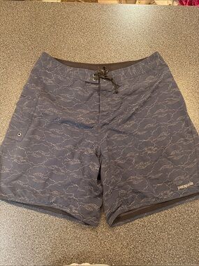 Patagonia Men’s Navy Printed Swim Board Shorts - size 38